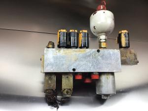 Liebherr Ölpilotventil